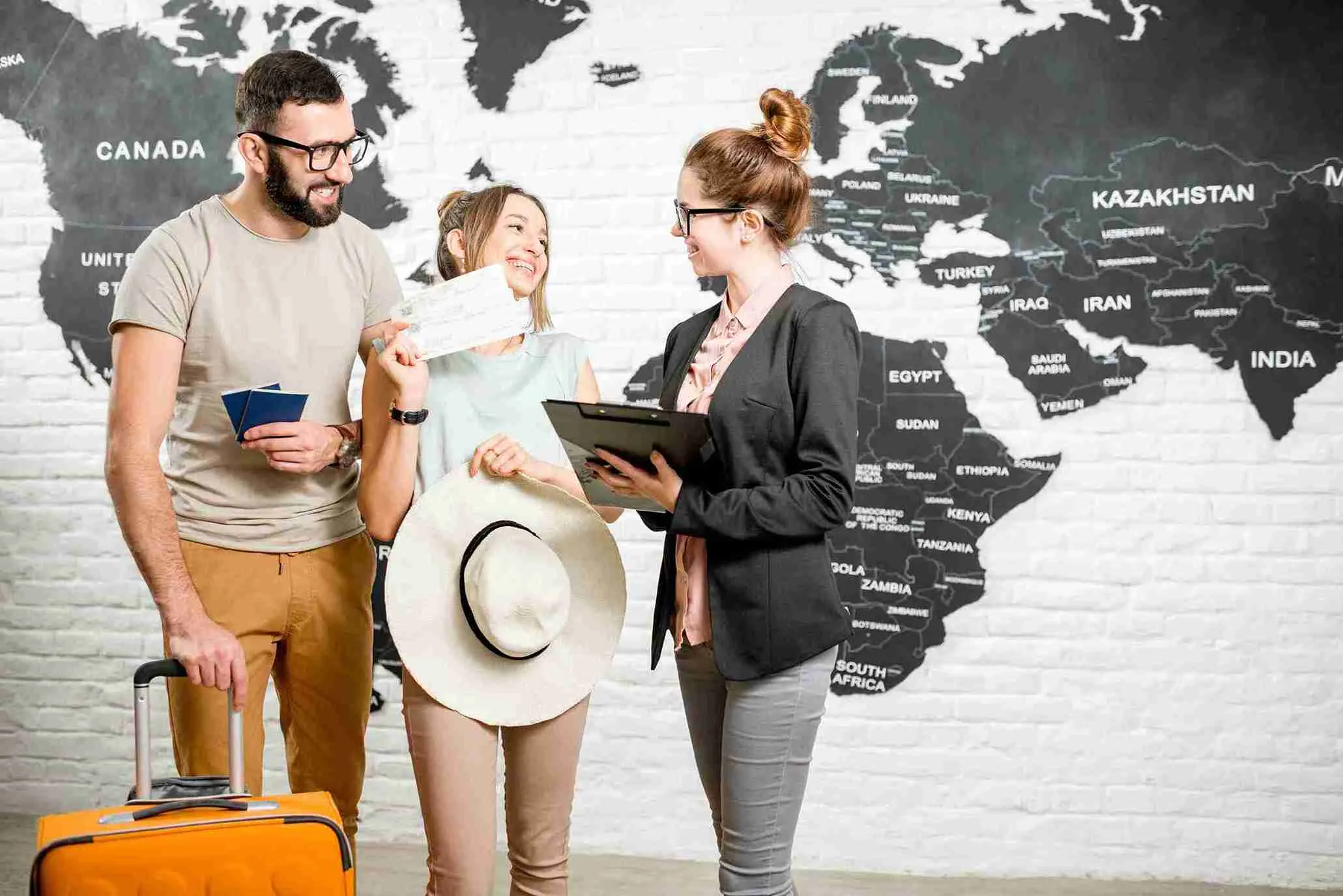 what is a travel agency