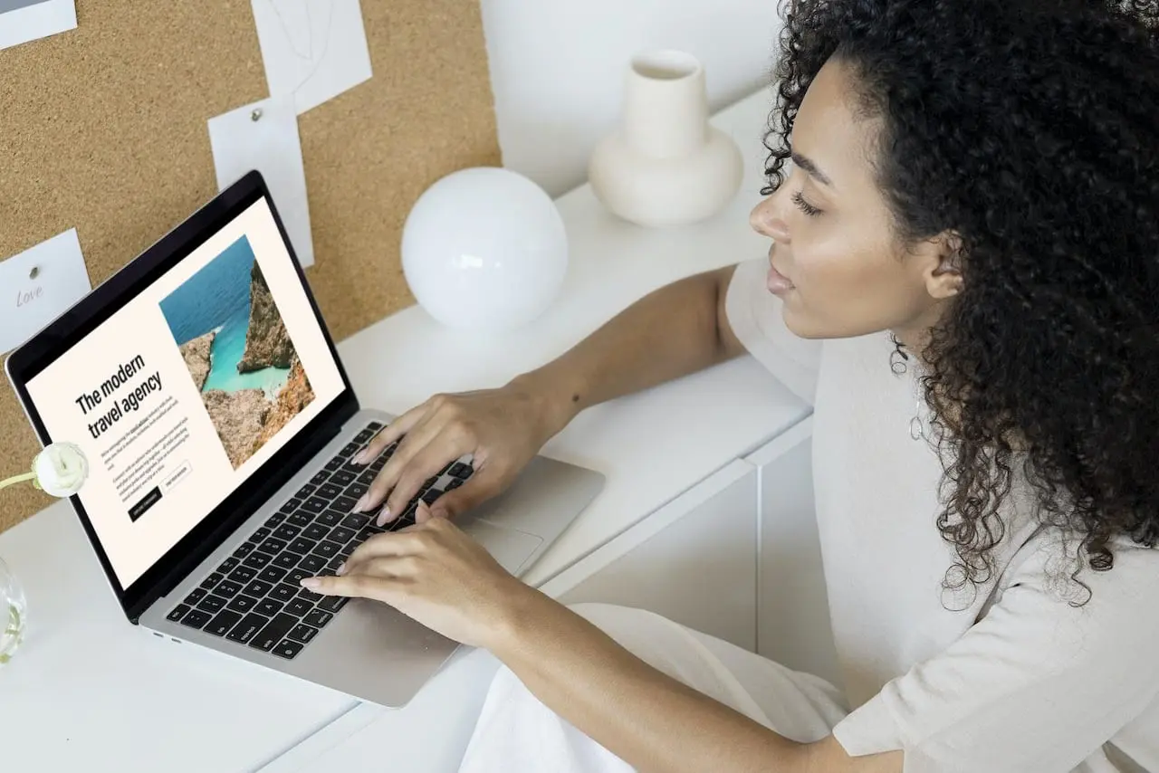Best Host Agency for Travel Agents: 9 Top Picks for New Agents in 2026